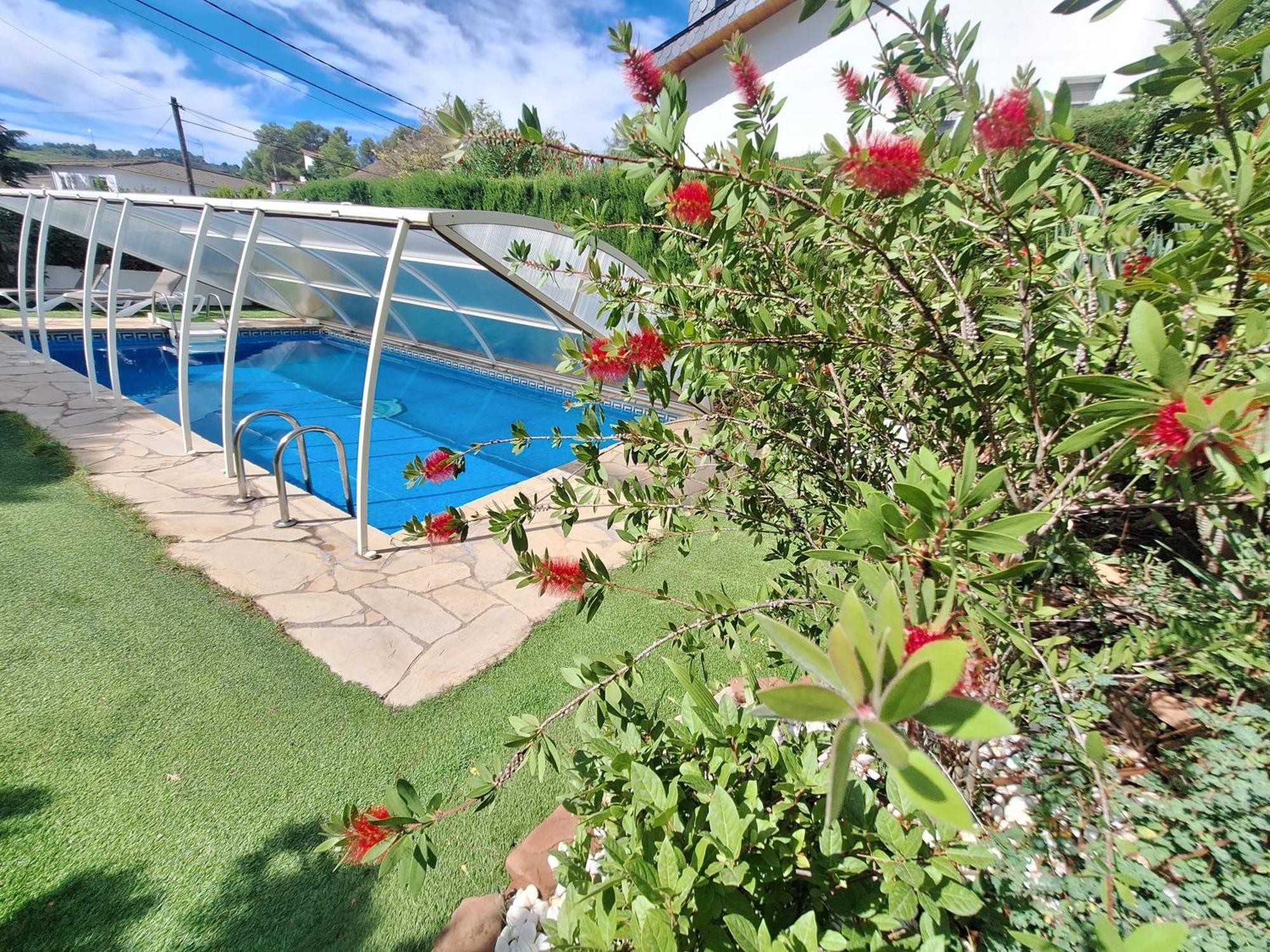 Casa Acogedora Familiar Con Piscina Pallejá Exterior photo